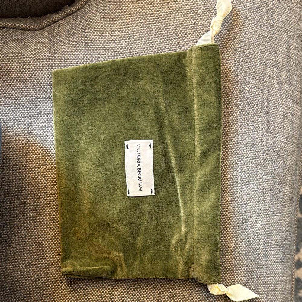 Victoria Beckham Olive Velvet pochette